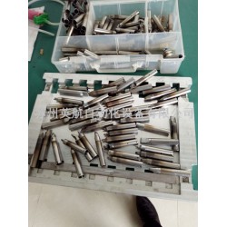 苏州英航自动化设备专业的自动焊锡机出售——焊锡机价格
